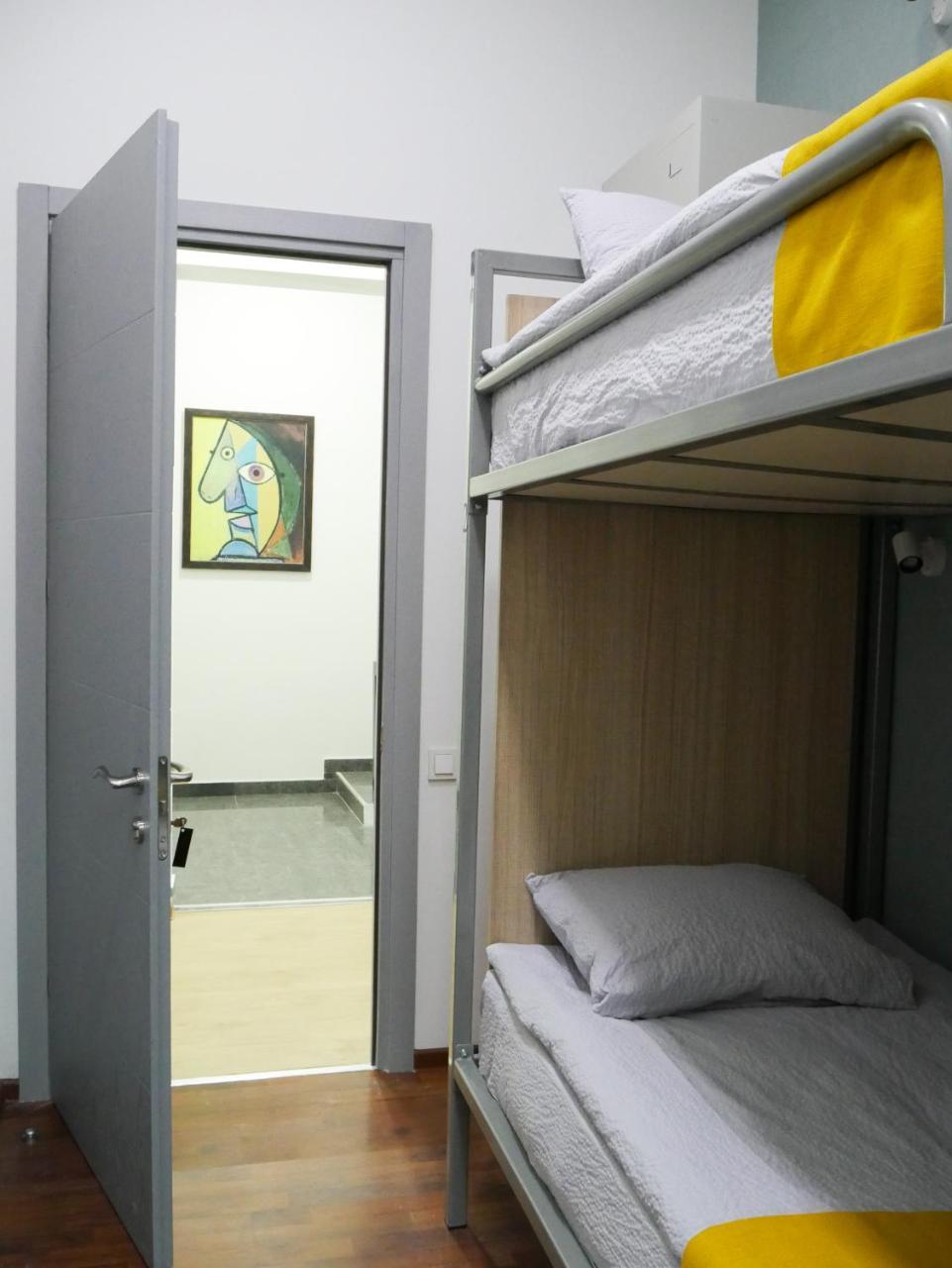 Koan Hostel Tbilisi Buitenkant foto